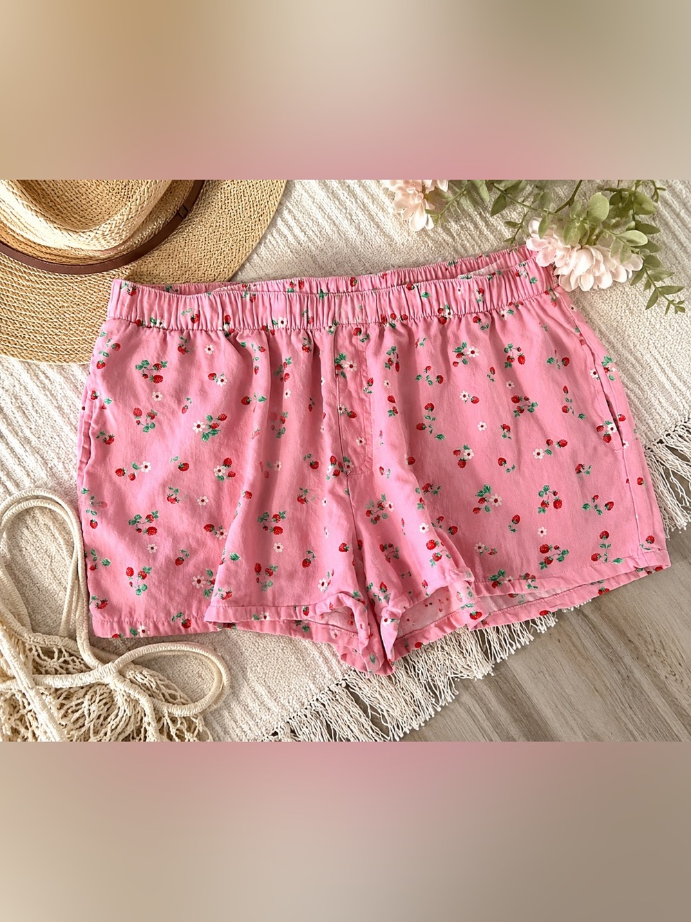 Joyspun Pink Strawberry Print Lounge Sleep Shorts XL (16–18) Cotton Blend
